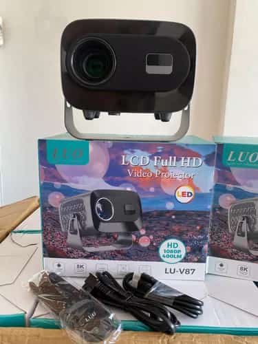 PROYECTOR LUO FULL HD*  COD. LU-V87